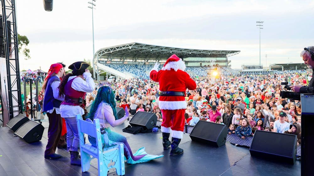 Santa, Crowd, Kryal Castle