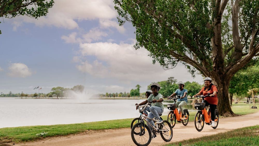 Family cycling around Lake Wendouree