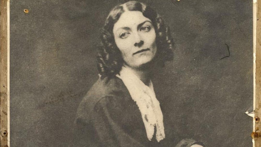 Black and white portrait of performer Lola Montez