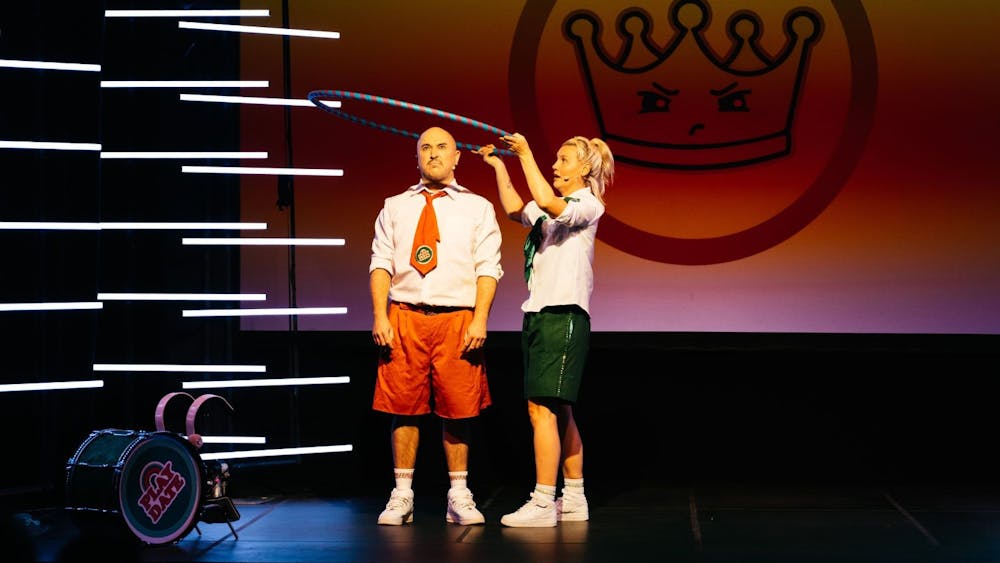 Sugar Rush putting a hula hoop over Turtle